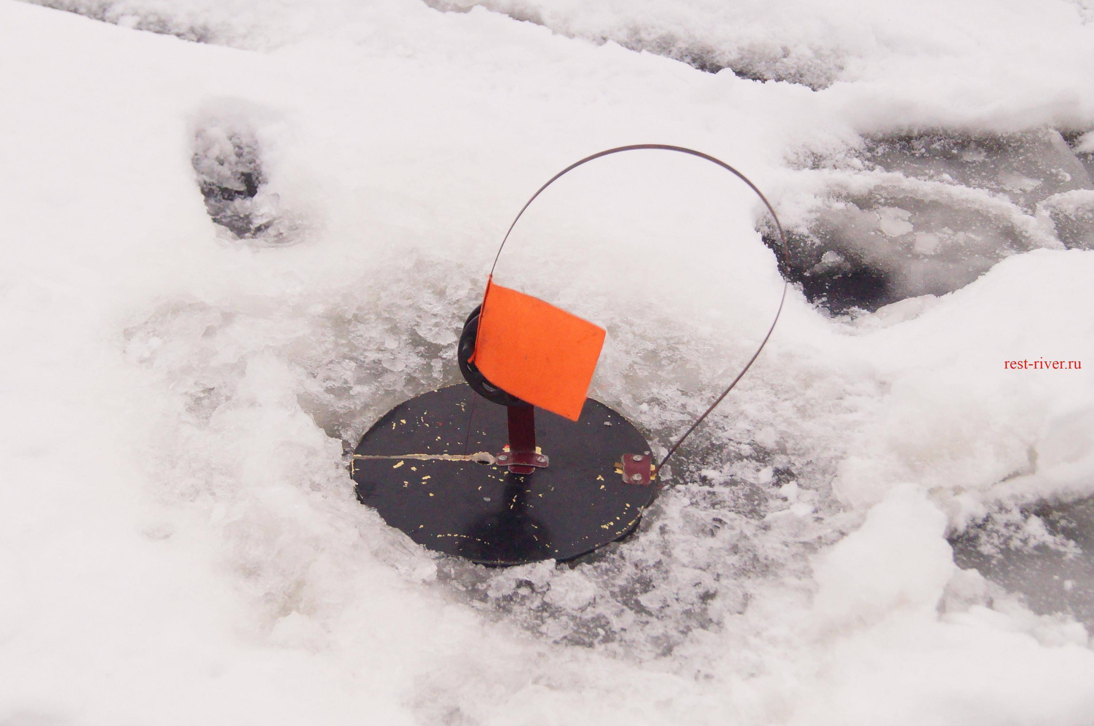 Нюансы оснащения зимней жерлицы в зависимости от условий ловли - спортивное рыболовство
