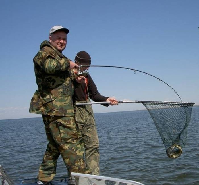 Рыбалка на раскатах в астрахани - где лучше ловить