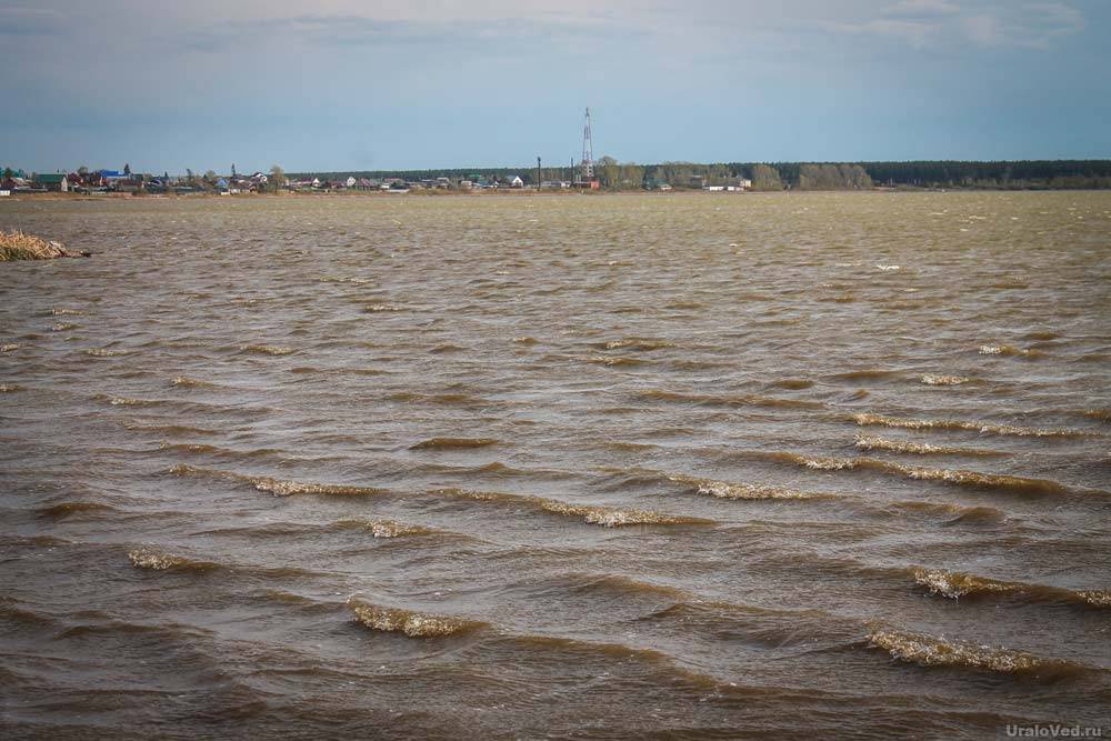 Село щелкун свердловская. Село Щелкун Свердловская область. Озеро Щелкунское Свердловская область. Озеро село Щелкун Свердловская область. Озеро Щелкун Сысерть.