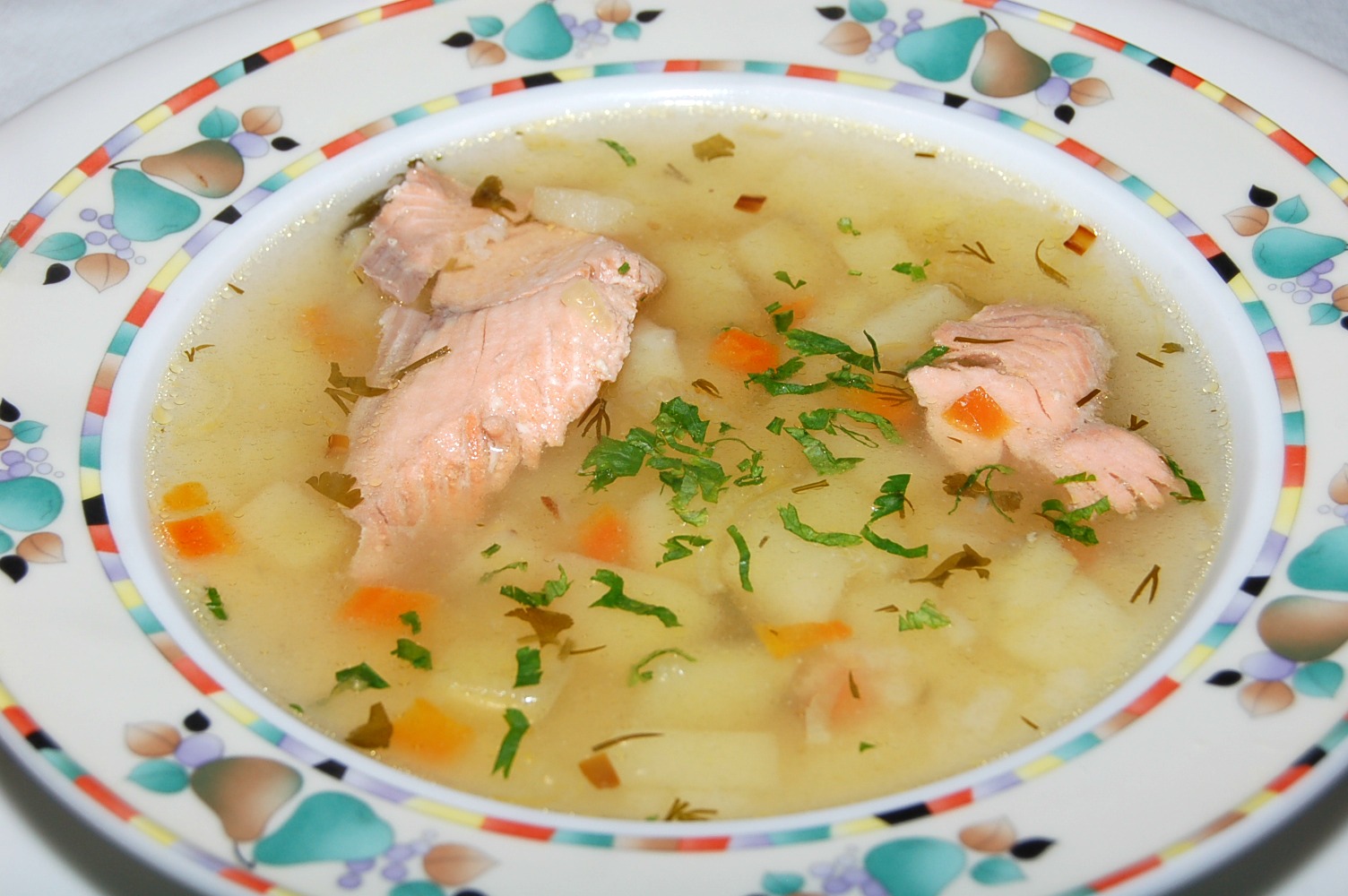 Суп с горбушей и рисом — бюджетно и очень полезно