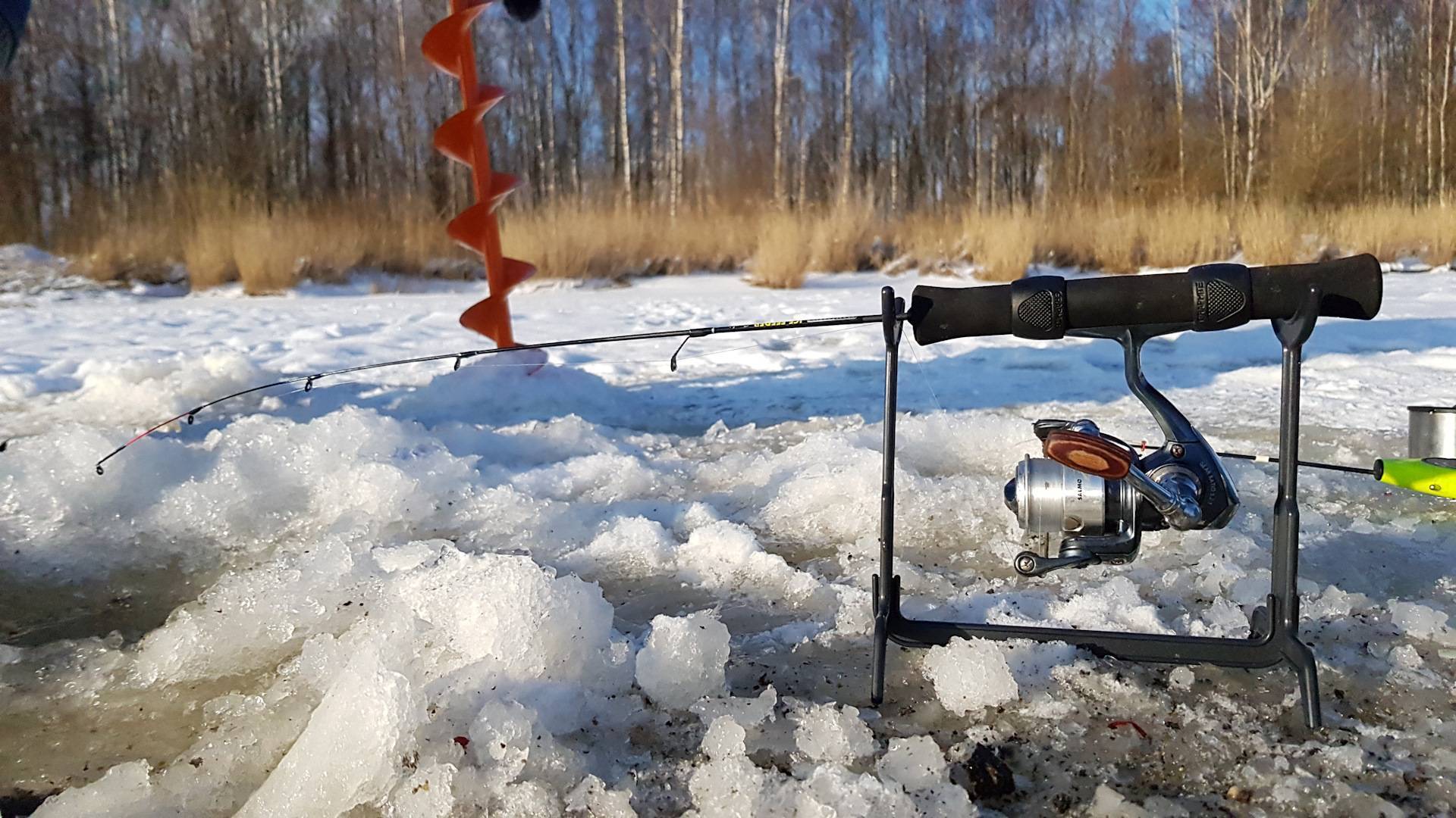 Оснастка для ловли на зимний фидер со льда