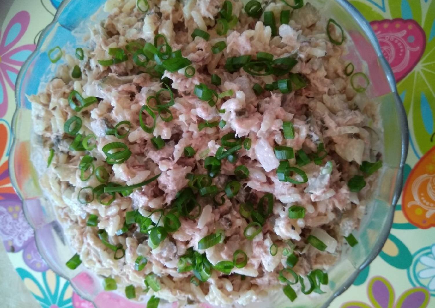 10 простых салатов с рыбными консервами вкусные блюда для праздничного стола