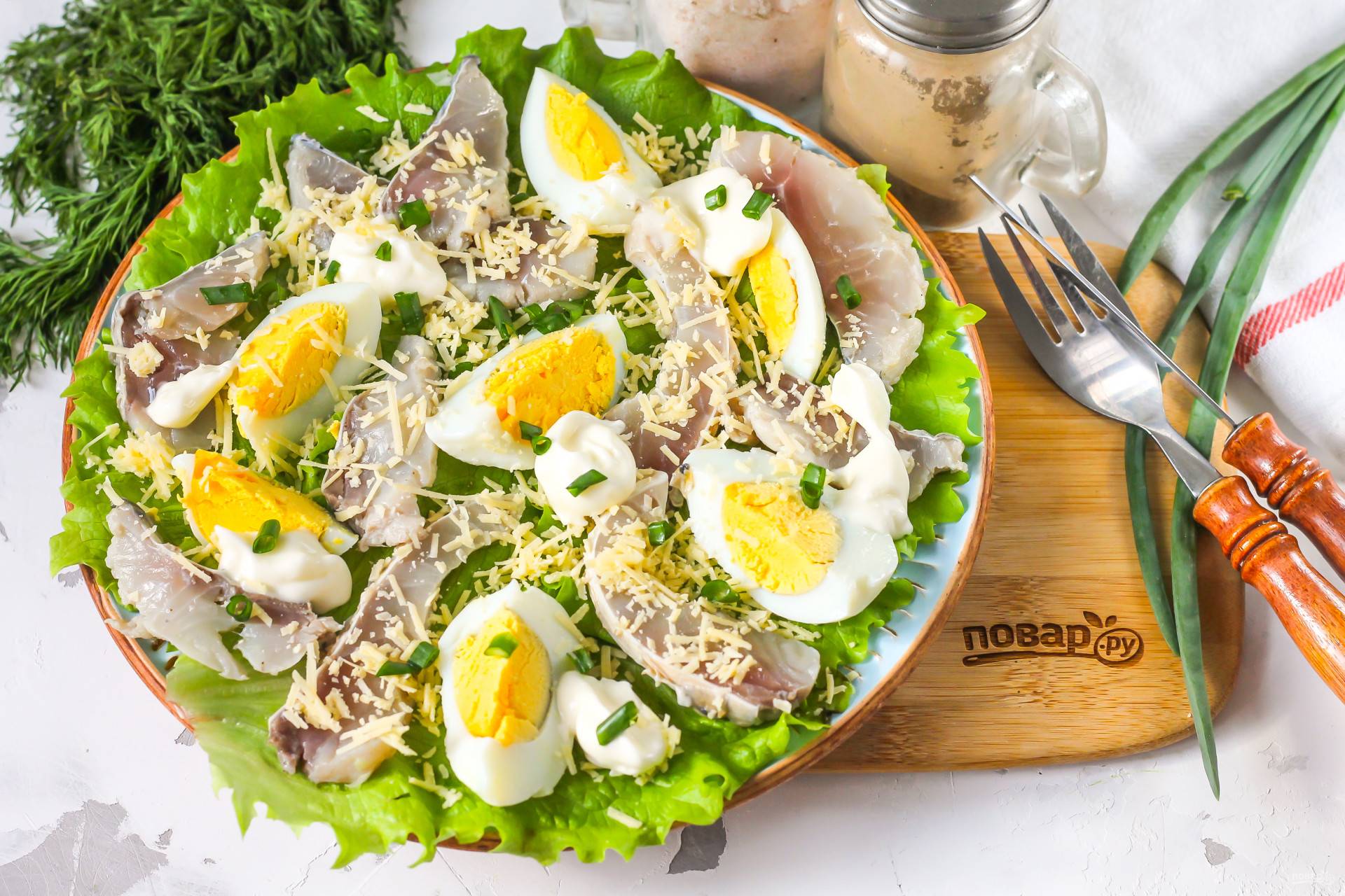Салат с рыбой – 15 очень вкусных рецептов приготовления