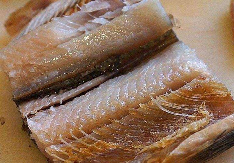 Сиг в маринаде. как приготовить соленую рыбу к празднику?