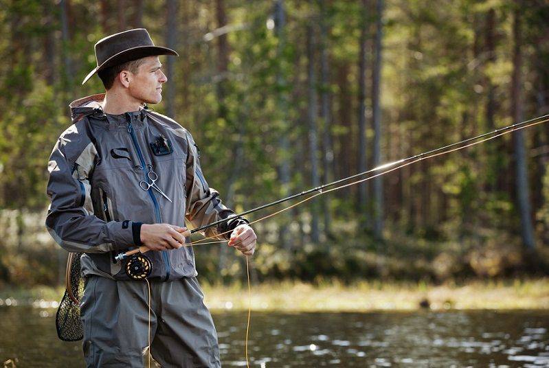 Одежда для рыбалки, отличия между мужскими и женскими вариантами