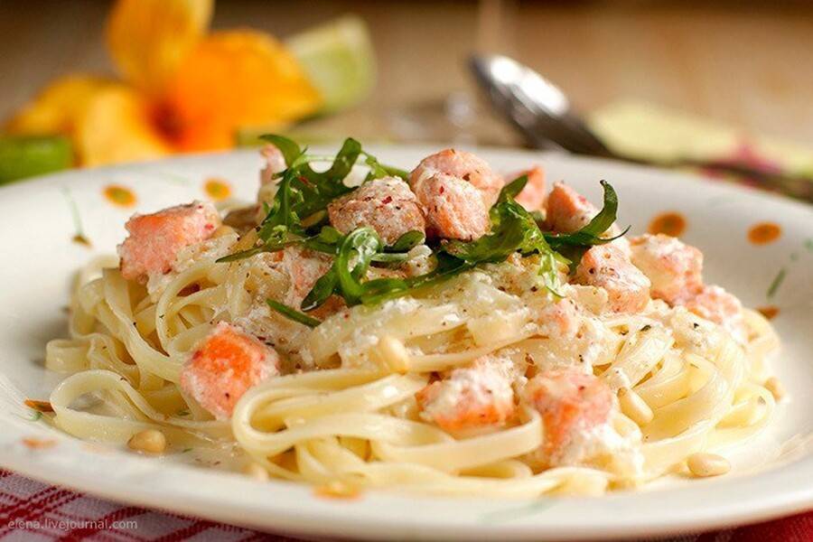 Паста с лососем в сливочном соусе: рецепты, как приготовить спагетти с копченой рыбой