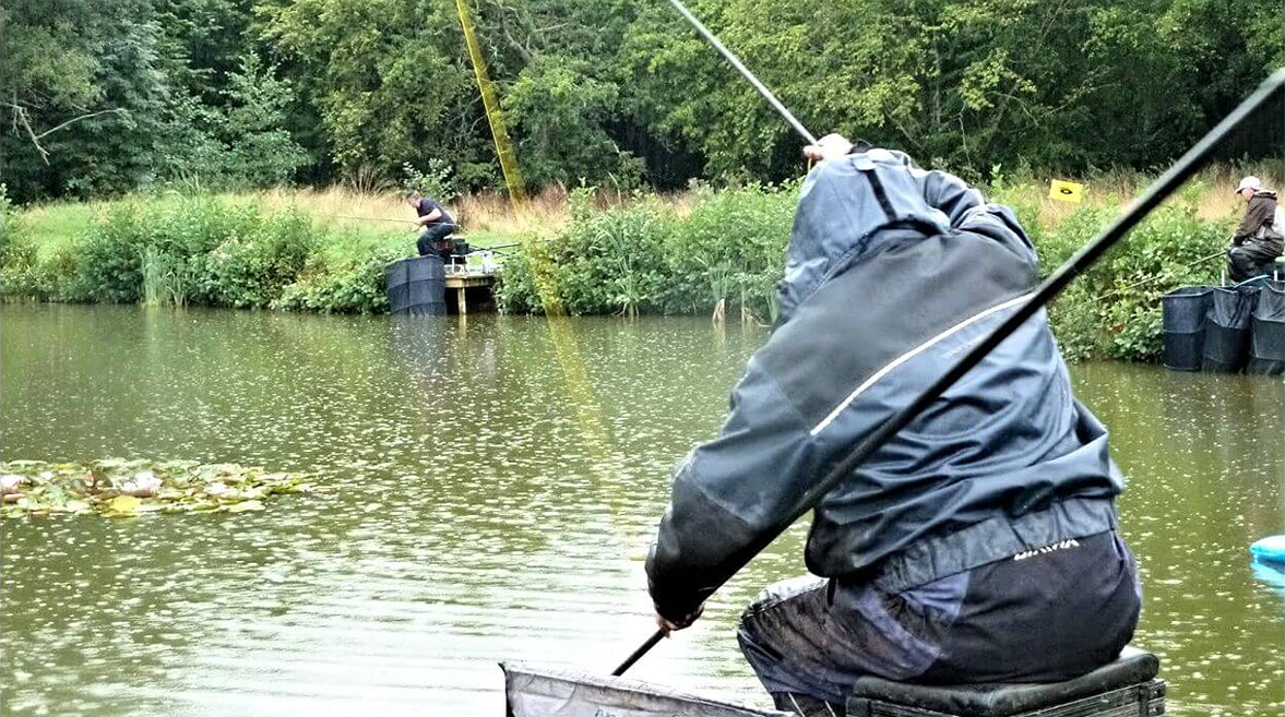 Какая рыбалка в дождь